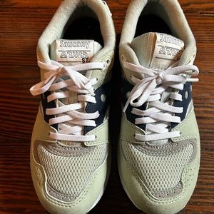 Saucony Azura ST sneakers